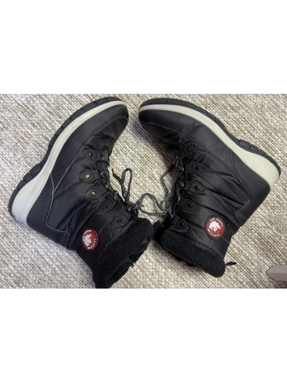 Canada Weather Gear Women's Size 10 Snow Winter Boots  Black Red